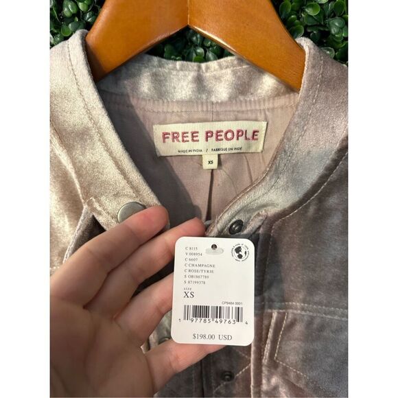 Free People Ballet Racer Ruffle Velvet Jacket Size XS Crop Fitted Button NEW Vel - Picture 6 of 8